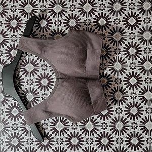 Med Savvi Sports Bra